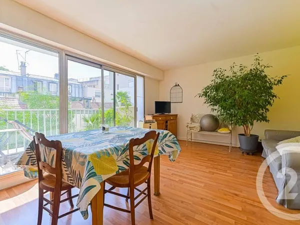 Appartement 4 pièces 81 m²