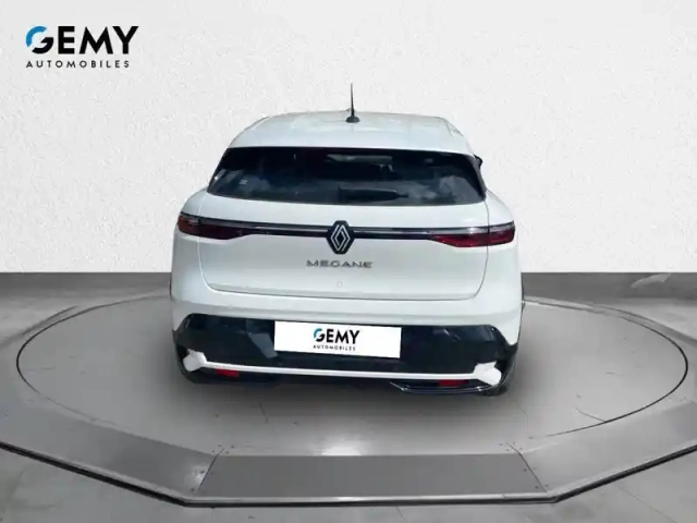 Renault Megane e-tech ev40 130ch standard charge — photo 35