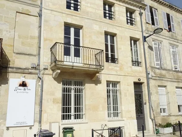 Appartement T2 BIS - BORDEAUX Bourse du travail