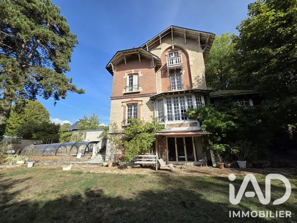 Maison 12 pièces 230 m²