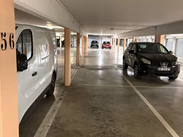 Parking sous terrain