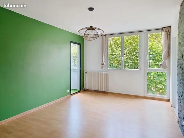 Appartement T4 entièrement rénové