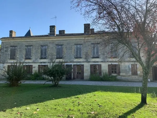 Maison 17 pièces 1000 m²