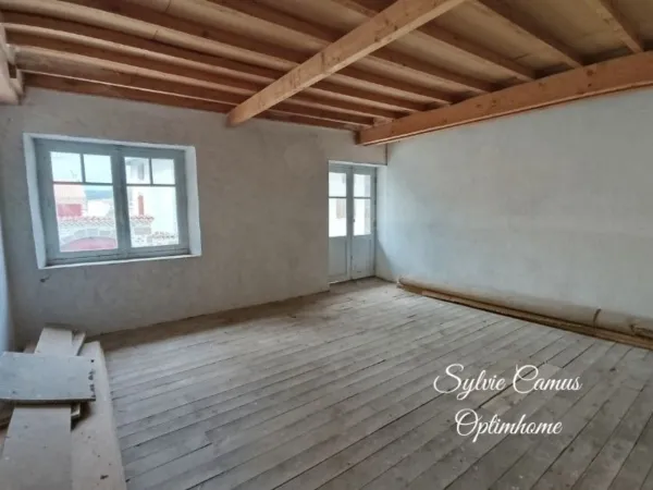 Immeuble 12 pièces 334 m²