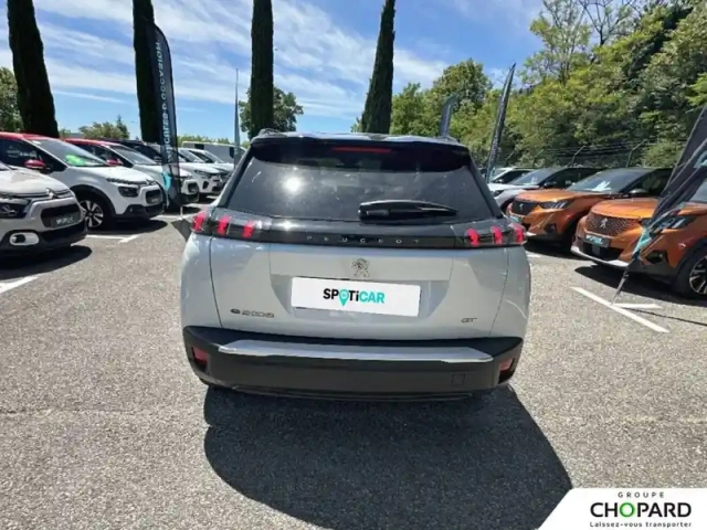 Peugeot 2008 electrique 136 ch — photo 29