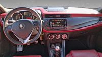 Alfa Romeo Giulietta 2.0 JTDm 150ch Exclusive Stop&Start — photo 8
