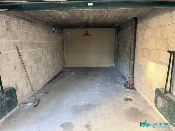 Parking 15 m²