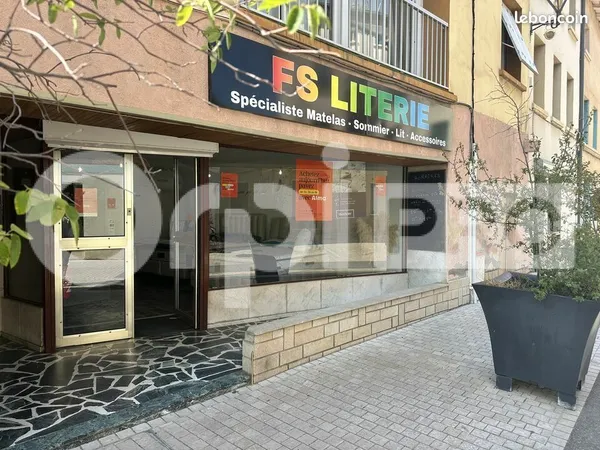 Local commercial 50 m²