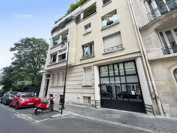 Bureaux 130 m²