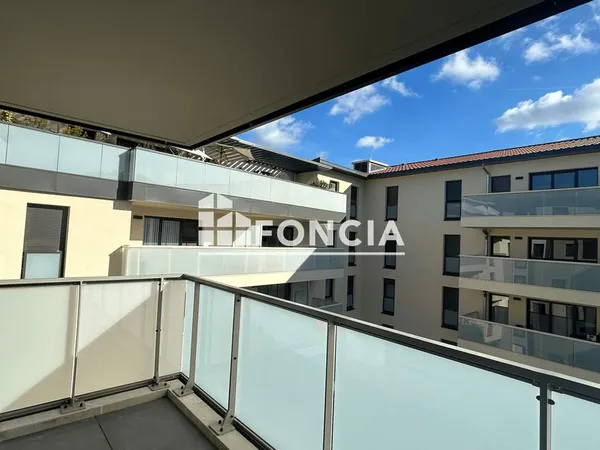 Appartement Location Sainte-Colombe 2p 49m² 750€