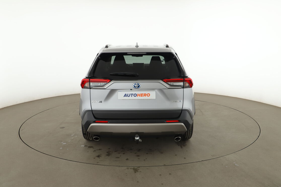 Toyota RAV 4 2.5 Hybride Dynamic 2WD — photo 4
