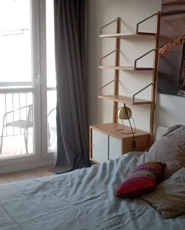 Chambre en colocation à Mérignac - calme et conviviale