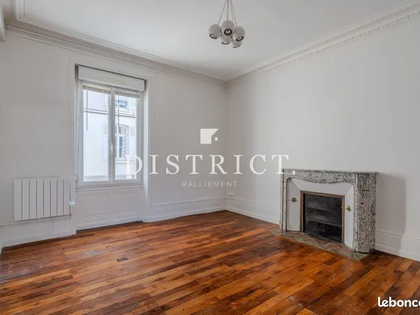 Appartement 5 pièces 63 m²