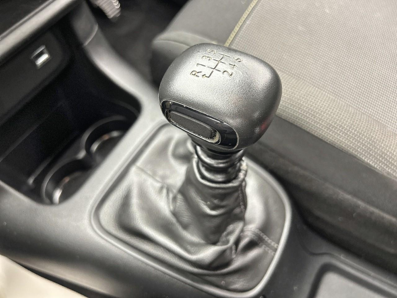 Citroën C3 bluehdi 100 ch bvm6 plus — photo 17