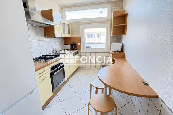Appartement meublé 4 pièces 76 m²