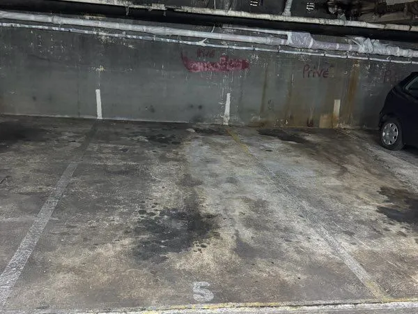 Place de parking en sous sol boxable