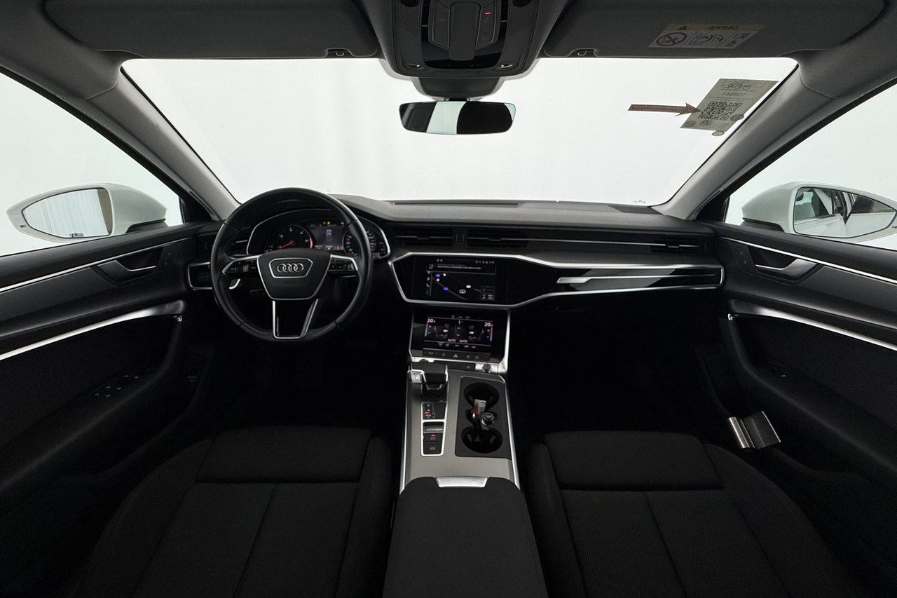 Audi A6 Avant — photo 12