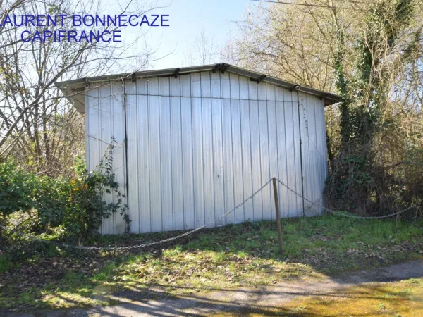 Local 1 pièce 50 m²