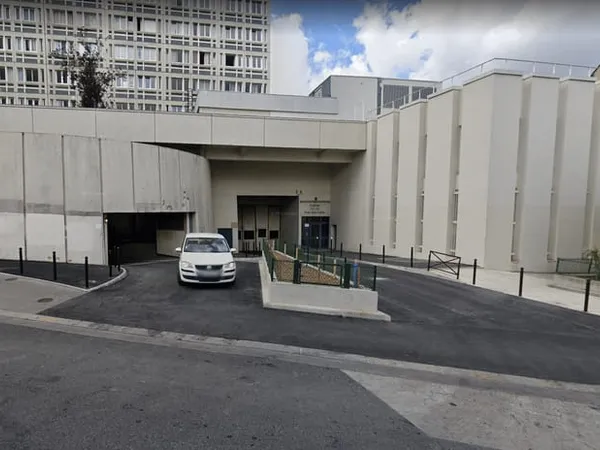 Parking 35 m²