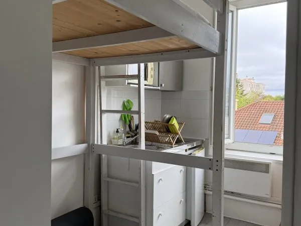 Location studio meublé Caluire