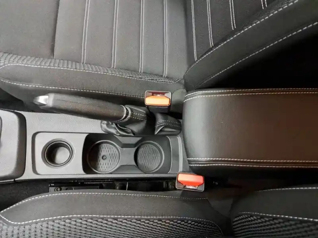 Dacia Duster eco-g 100 4x2 — photo 34
