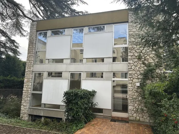 Bureaux 182m2 - Quartier Tourville - St Germain en Laye