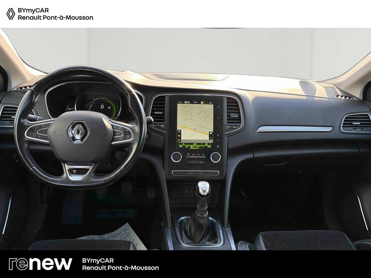 Renault Mégane IV Berline TCe 140 FAP — photo 9