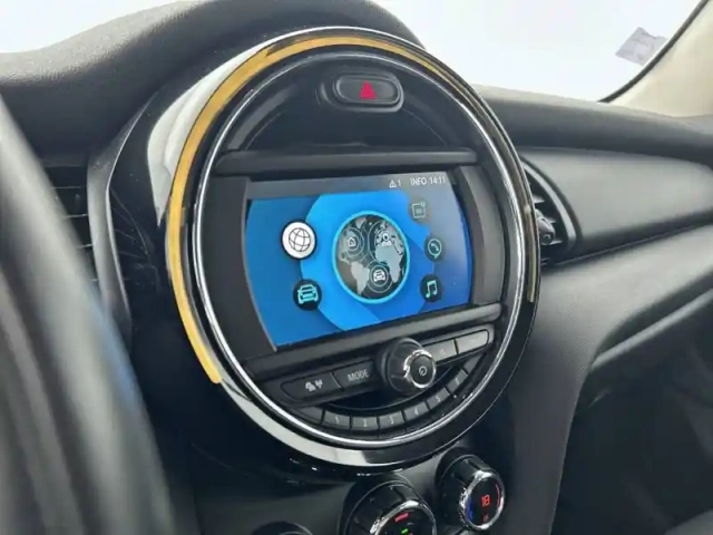 Mini Mini hatch 5 portes one 102 ch — photo 51