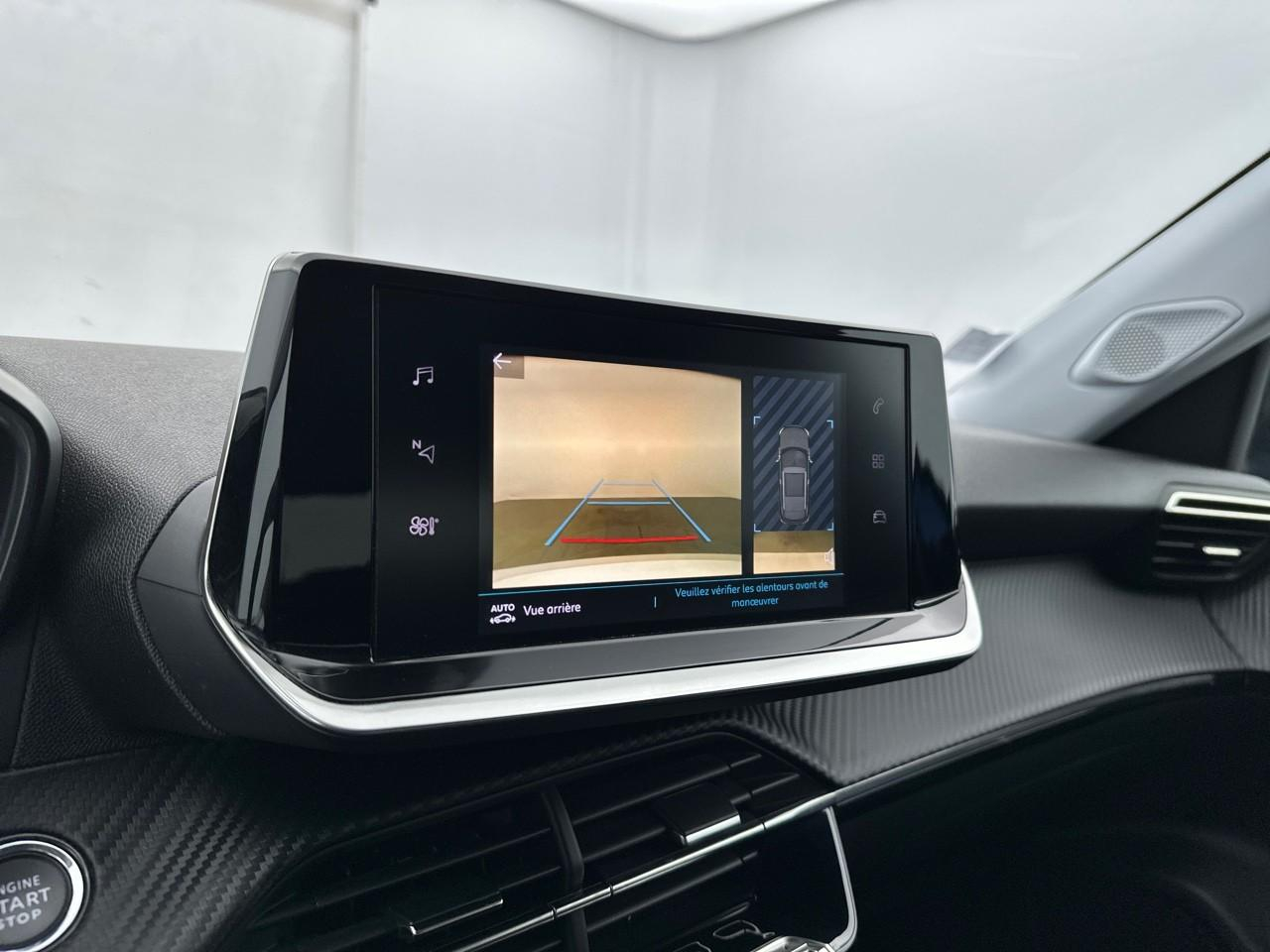 Peugeot 2008 electrique 136 ch style — photo 25