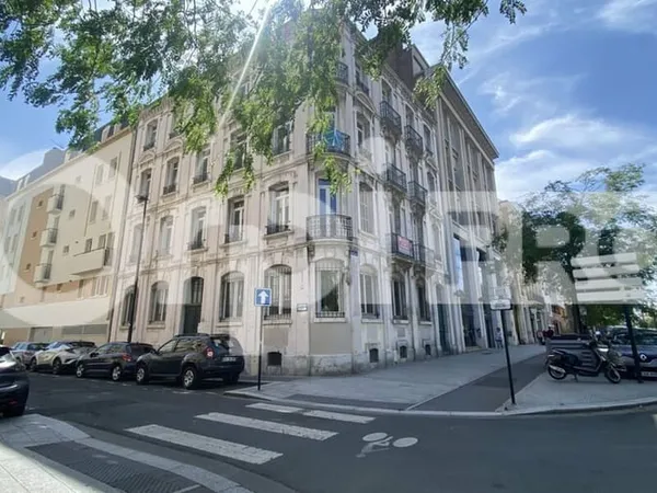 Bureaux 115 m²