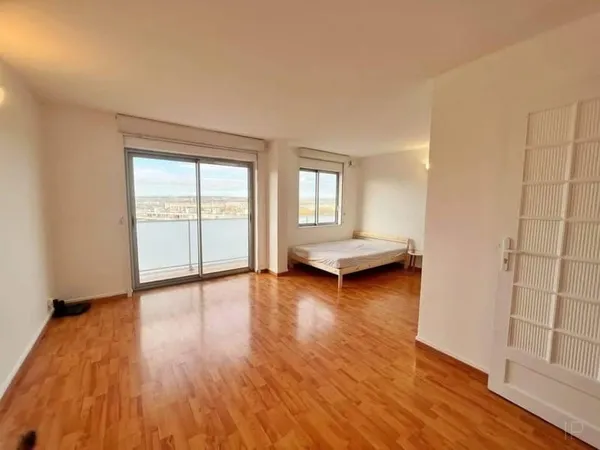 Location Chambre Meublée  Colocation  TVM  RER