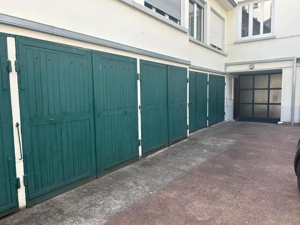Parking 10 m²