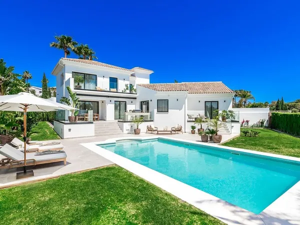 Villa - 256m ²