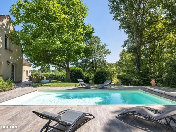 Propriété 11 pièces 280 m²