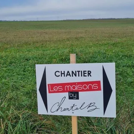 Terrain à bâtir de 529 m² à BOUHET (17)