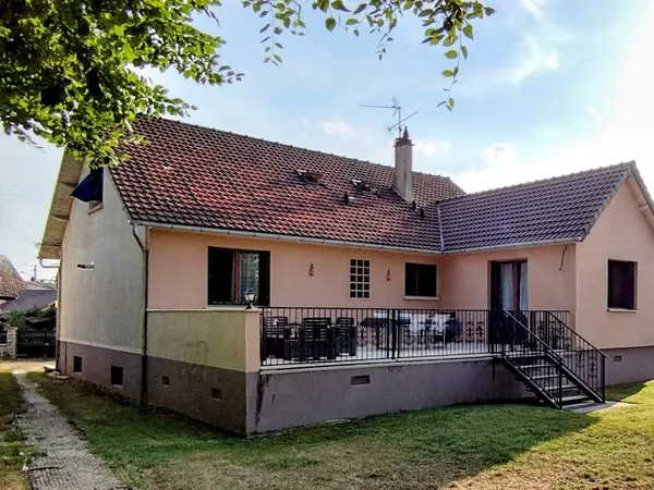Maison 5 pièces 208 m²
