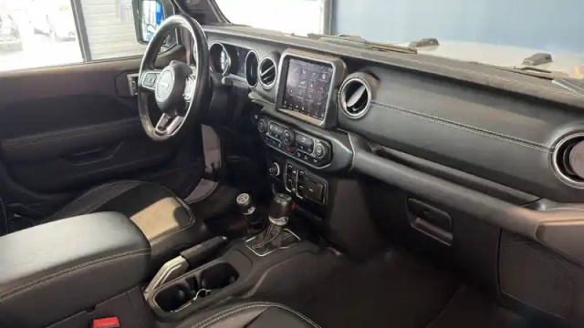 Jeep Wrangler unlimited 4xe 2.0 l t 380 ch phev 4x4 bva8 — photo 8