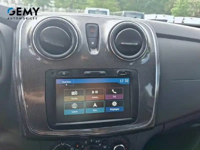 Dacia Sandero tce 90 easy-r — photo 15