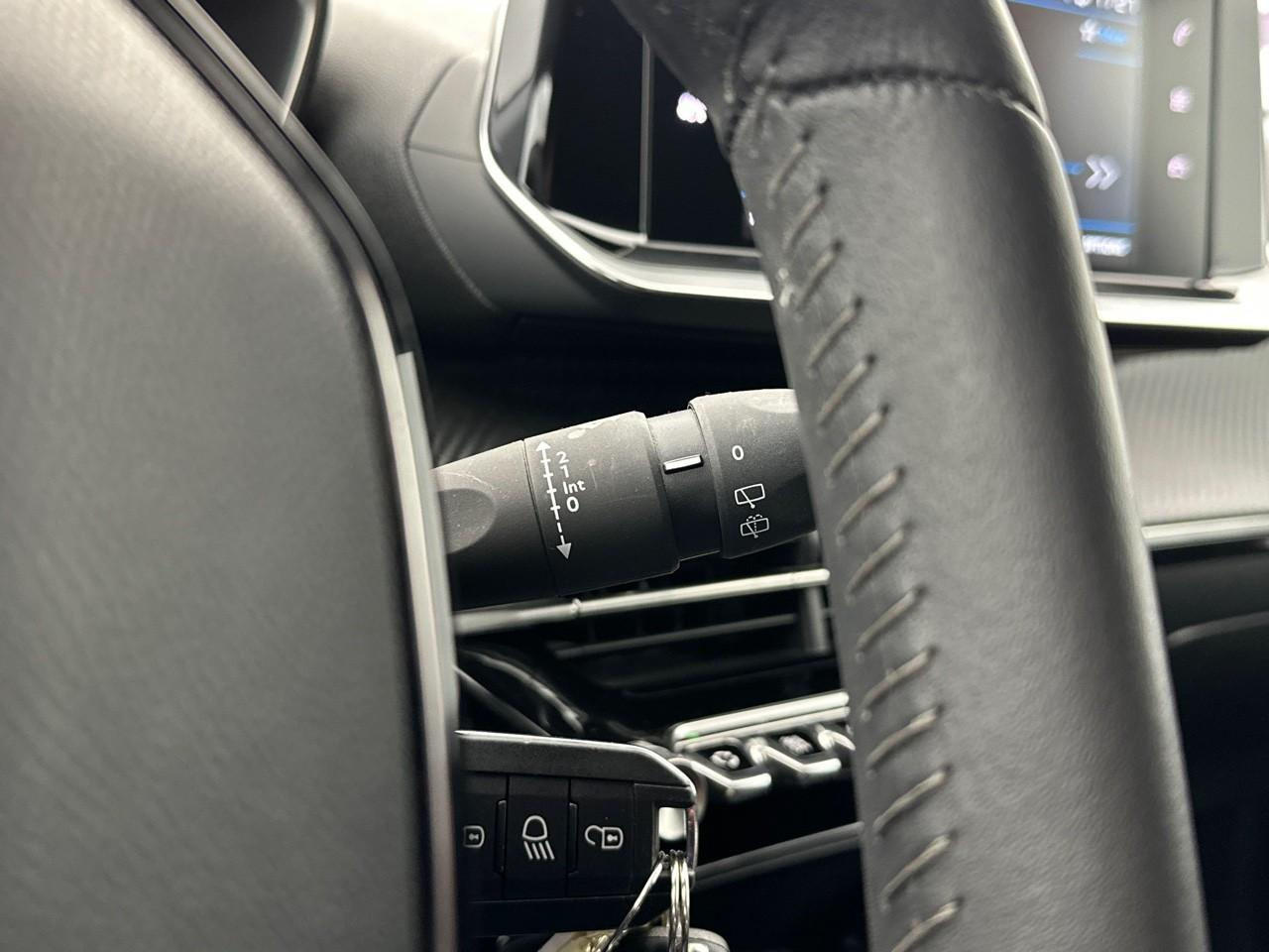 Peugeot 208 puretech 75 s&s bvm5 style — photo 20