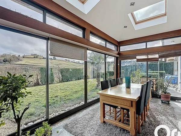 Maison 5 pièces 160 m²