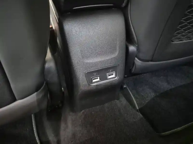 Peugeot 208 electrique 50 kwh 136ch — photo 21