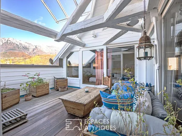 Triplex atypique aux beaux volumes