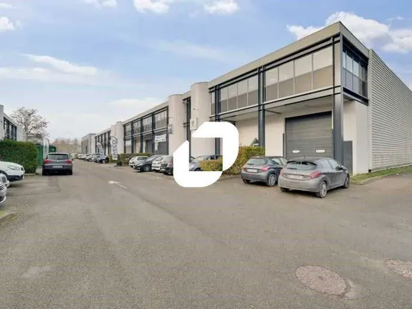 Local d'activité 1146 m²