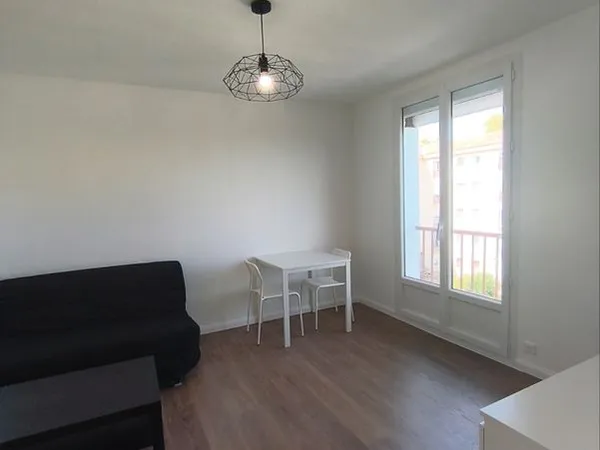 Studio meublé celleneuve