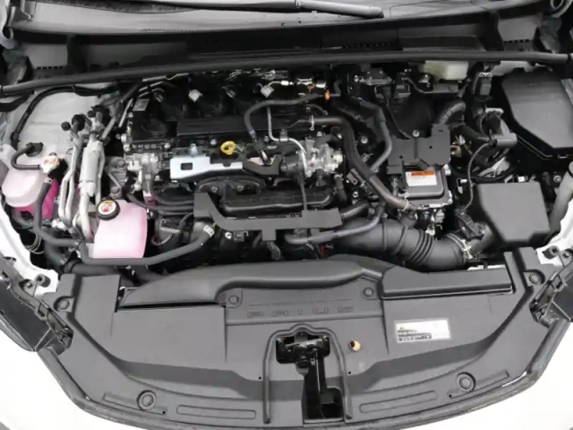 Toyota Prius hybride rechargeable 223ch design phev 2.0l — photo 19