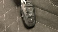 Peugeot 2008 1.5 BlueHDi 130ch S&S GT Pack EAT8 125g — photo 16