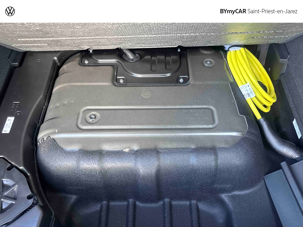 Volkswagen Tiguan 1.5 eHybrid 204ch DSG6 — photo 20