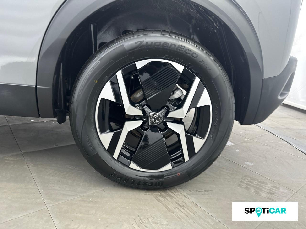 Peugeot 2008 1.2 puretech 100ch s&s allure — photo 11