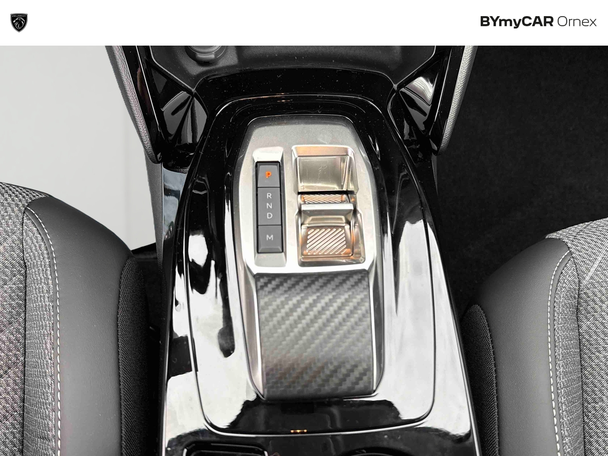 Peugeot 208 Hybrid 110 e-DCS6 — photo 19