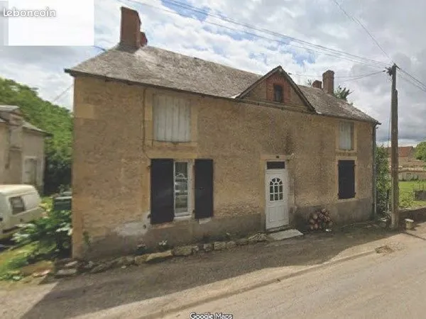 Vente a terme d'une Maison au BORD D'UNE RIVIERE avec PUITS, FOURNIL ARTISANAL, POUTRES APPARENTES e